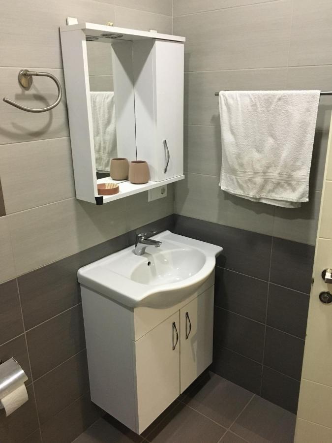 Apartment On Khimshiashvili 11A Batumi Ngoại thất bức ảnh