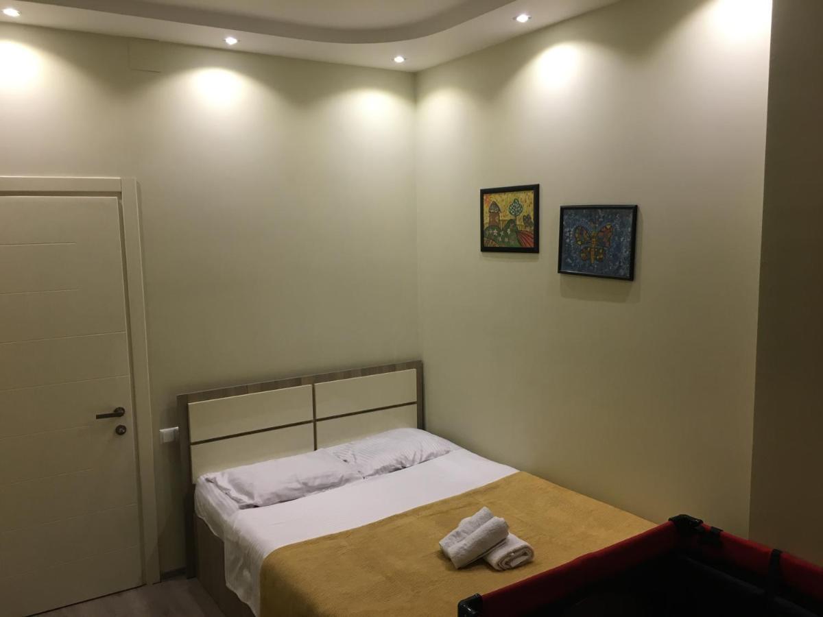 Apartment On Khimshiashvili 11A Batumi Ngoại thất bức ảnh