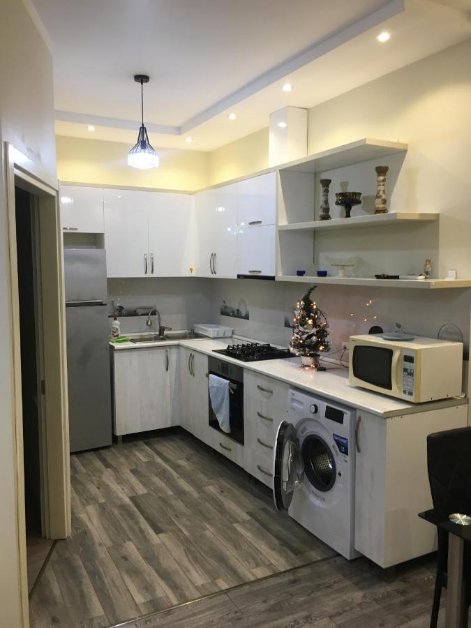 Apartment On Khimshiashvili 11A Batumi Ngoại thất bức ảnh